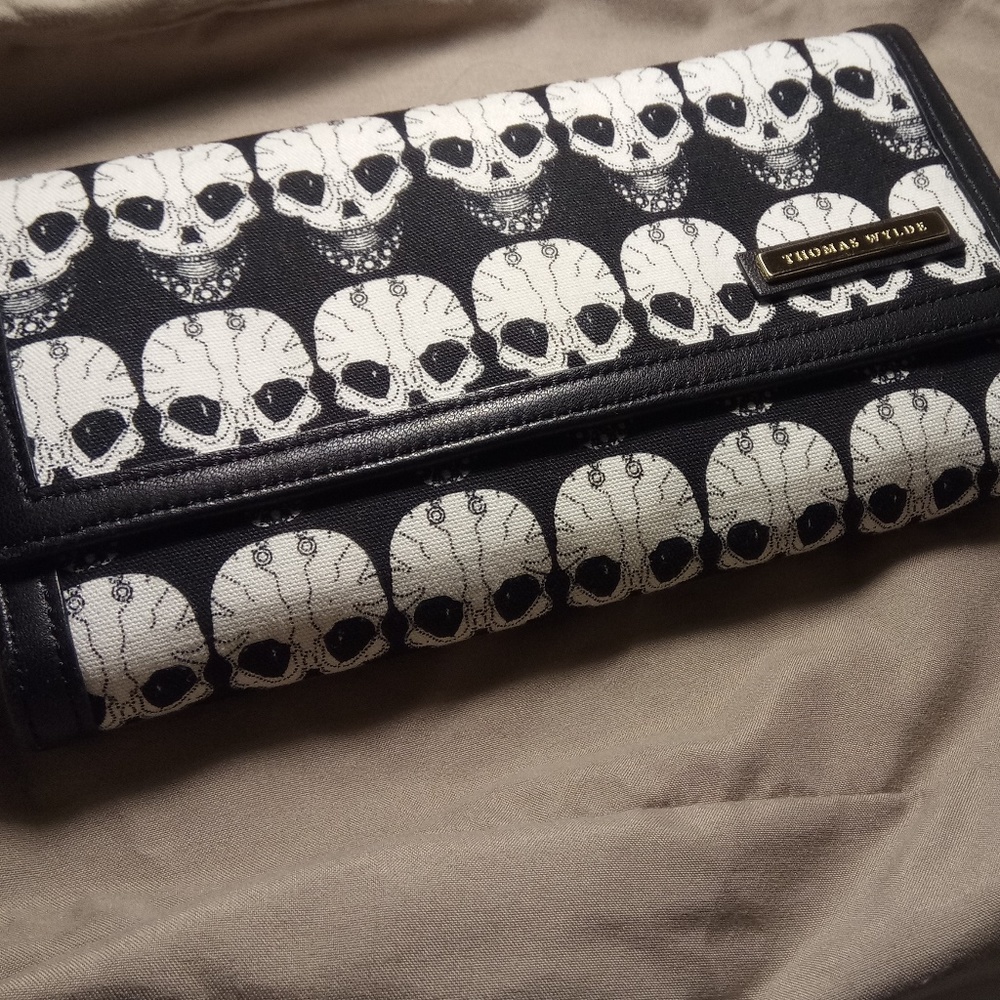 Thomas Wylde  Continental Wallet